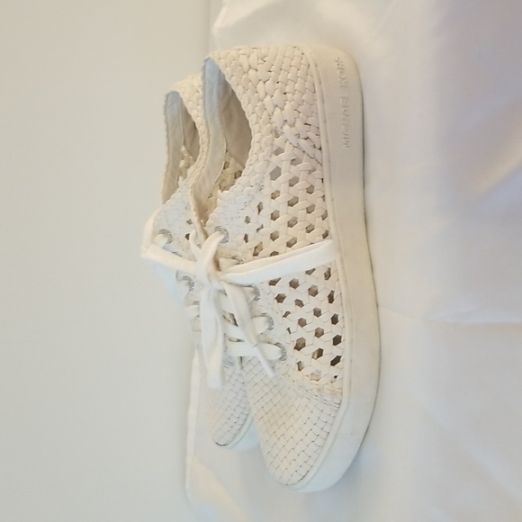 Michael Kors White sneakers size 7 - Picture 2 of 7